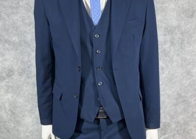Abito cerimoniale blu